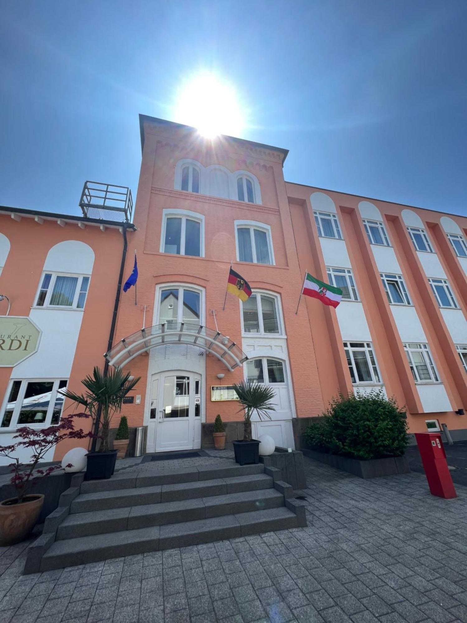 Hotel Am Muehlenteich Schwelm Exterior photo