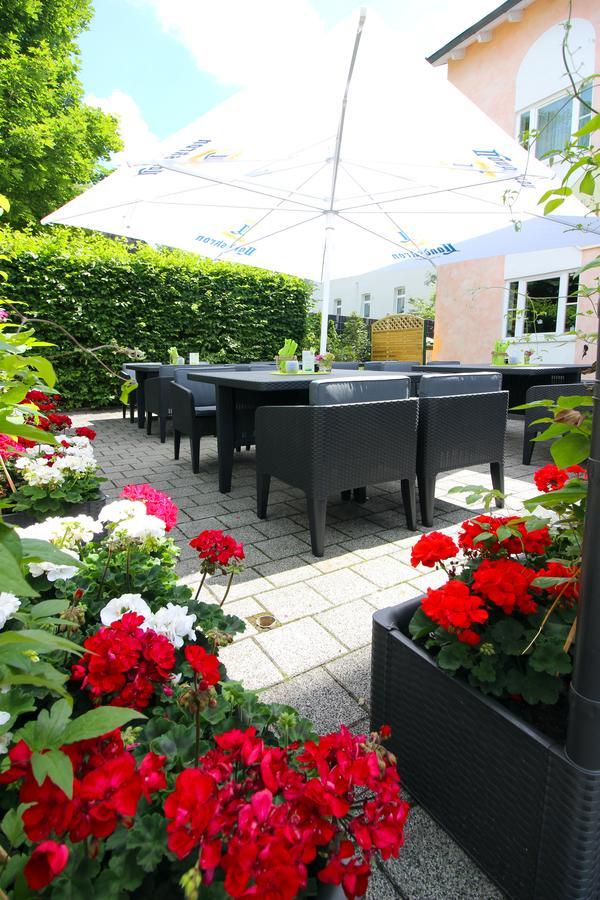 Hotel Am Muehlenteich Schwelm Exterior photo