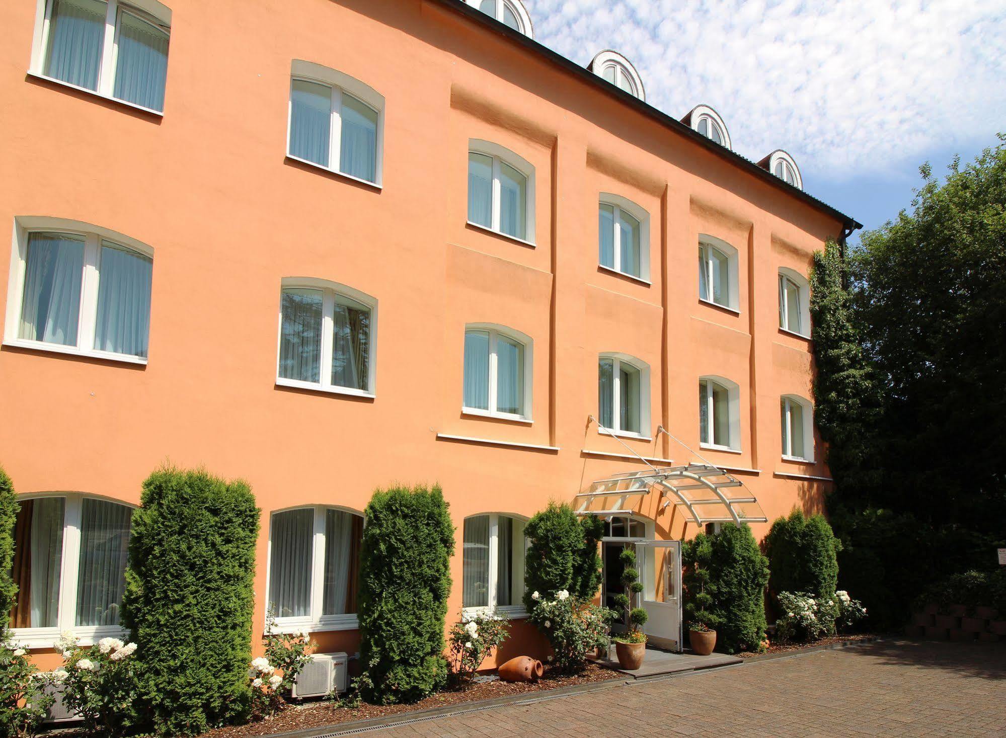Hotel Am Muehlenteich Schwelm Exterior photo
